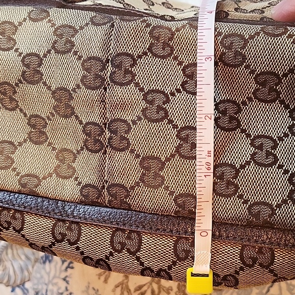 Gucci Medium Size Bag Authentic - Picture 14 of 17